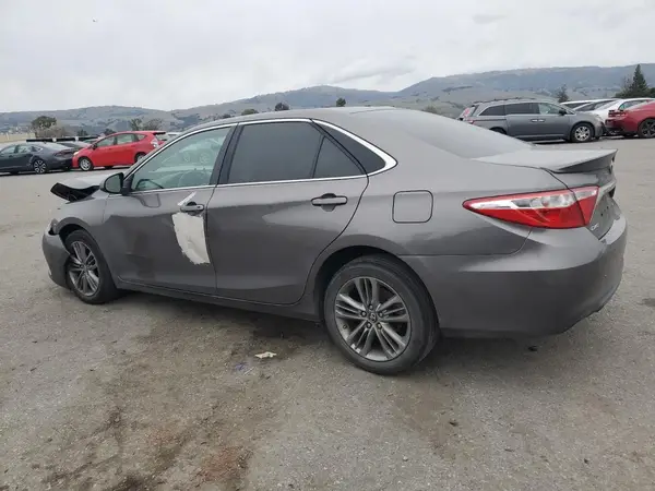 4T1BF1FK6HU452086 2017 TOYOTA CAMRY - Image 2