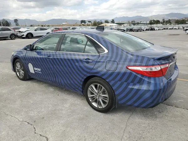 4T1BF1FK6HU452251 2017 TOYOTA CAMRY - Image 2