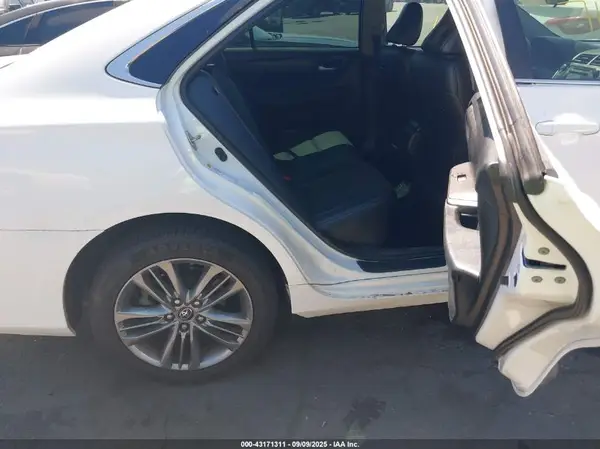 4T1BF1FK6HU453996 2017 TOYOTA CAMRY - Image 8