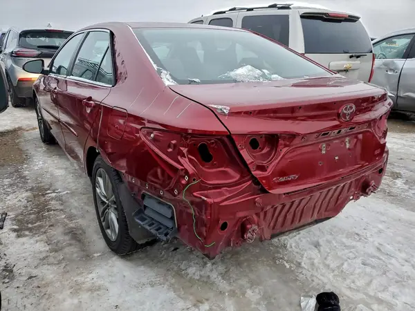 4T1BF1FK6HU616128 2017 TOYOTA CAMRY - Image 2