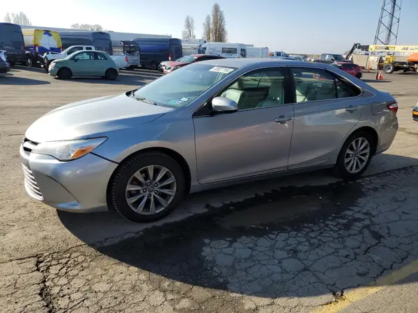 4T1BF1FK6HU617862 2017 TOYOTA CAMRY - Image 1
