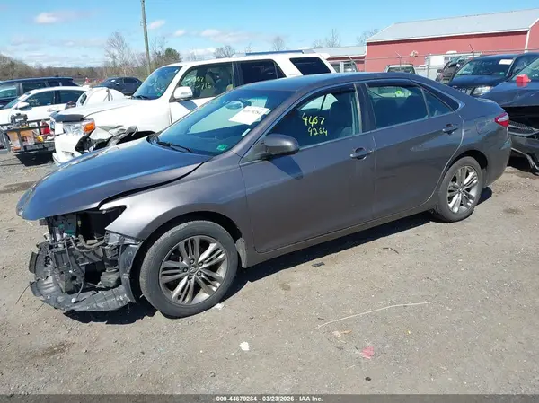 4T1BF1FK6HU618820 2017 TOYOTA CAMRY - Image 2