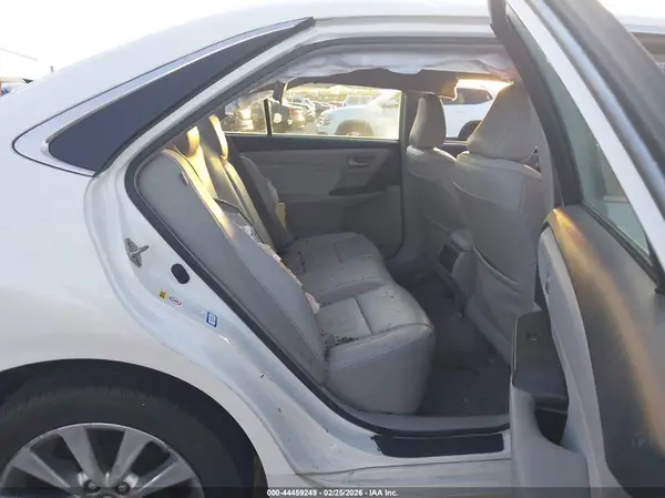 4T1BF1FK6HU619417 2017 TOYOTA CAMRY - Image 8