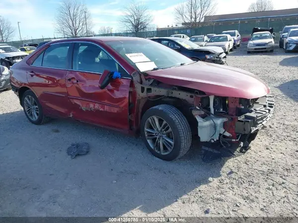4T1BF1FK6HU626884 2017 TOYOTA CAMRY - Image 1