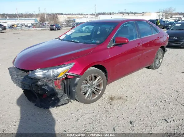 4T1BF1FK6HU626884 2017 TOYOTA CAMRY - Image 2