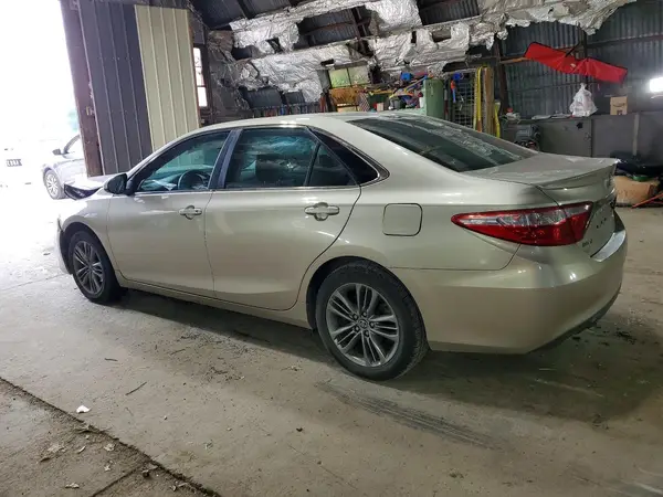 4T1BF1FK6HU628165 2017 TOYOTA CAMRY - Image 2