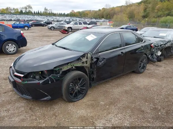 4T1BF1FK6HU628795 2017 TOYOTA CAMRY - Image 2