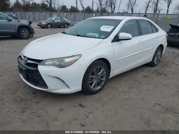 4T1BF1FK6HU634855 2017 TOYOTA CAMRY - Image 2