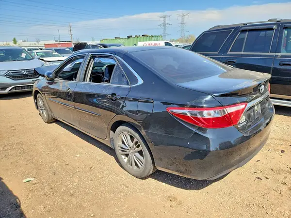 4T1BF1FK6HU635293 2017 TOYOTA CAMRY - Image 2