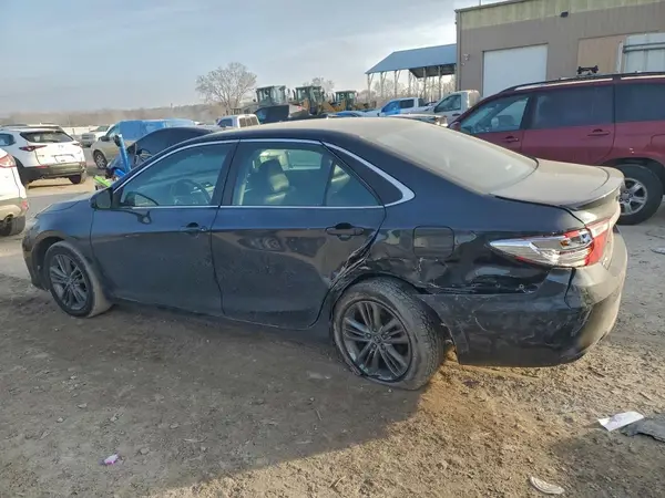 4T1BF1FK6HU635326 2017 TOYOTA CAMRY - Image 2