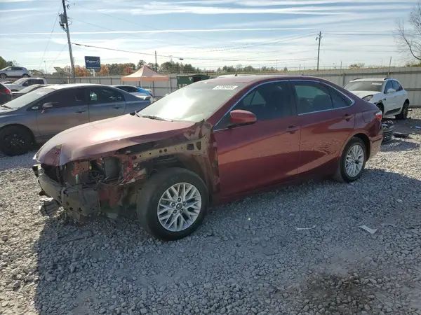 4T1BF1FK6HU638775 2017 TOYOTA CAMRY - Image 1