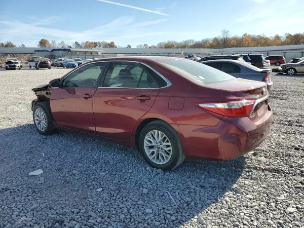 4T1BF1FK6HU638775 2017 TOYOTA CAMRY - Image 2
