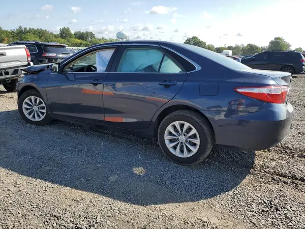 4T1BF1FK6HU643992 2017 TOYOTA CAMRY - Image 2