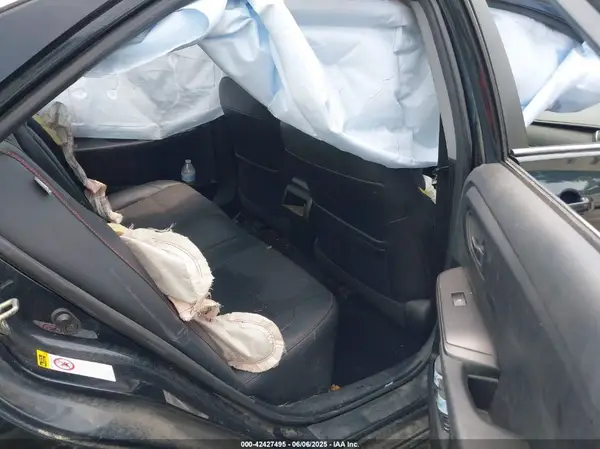 4T1BF1FK6HU644396 2017 TOYOTA CAMRY - Image 8