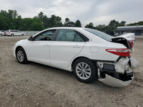 4T1BF1FK6HU644916 2017 TOYOTA CAMRY - Image 2