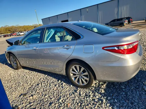 4T1BF1FK6HU648609 2017 TOYOTA CAMRY - Image 2