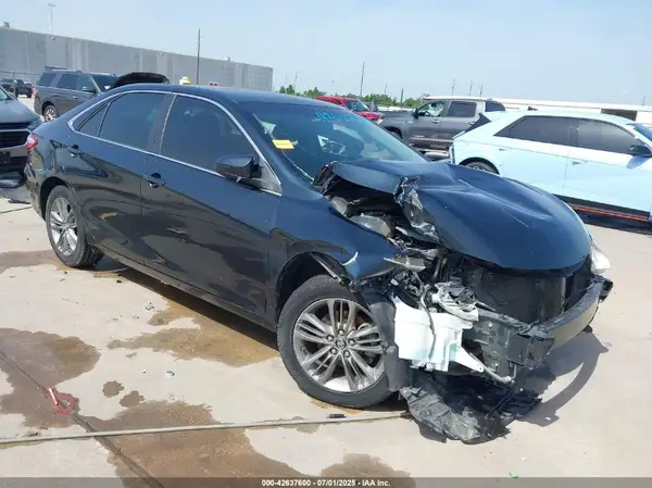 4T1BF1FK6HU649842 2017 TOYOTA CAMRY - Image 1