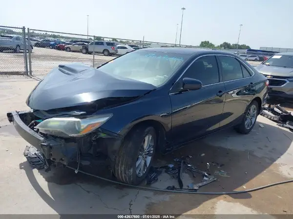 4T1BF1FK6HU649842 2017 TOYOTA CAMRY - Image 2