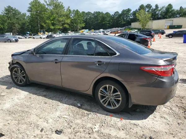 4T1BF1FK6HU654832 2017 TOYOTA CAMRY - Image 2
