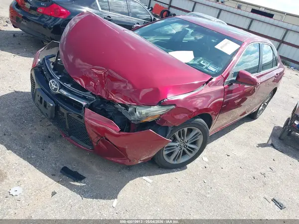 4T1BF1FK6HU655320 2017 TOYOTA CAMRY - Image 2