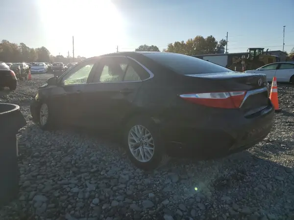 4T1BF1FK6HU656774 2017 TOYOTA CAMRY - Image 2
