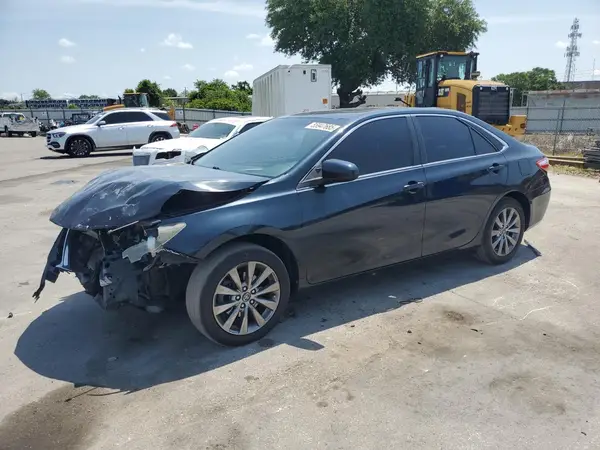 4T1BF1FK6HU659223 2017 TOYOTA CAMRY - Image 1