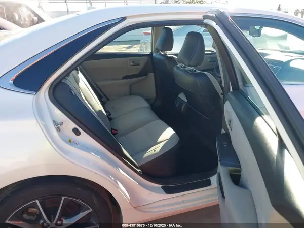 4T1BF1FK6HU662302 2017 TOYOTA CAMRY - Image 8