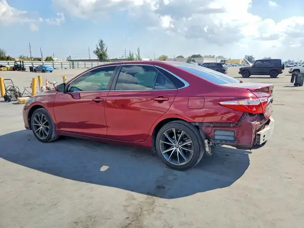 4T1BF1FK6HU663577 2017 TOYOTA CAMRY - Image 2
