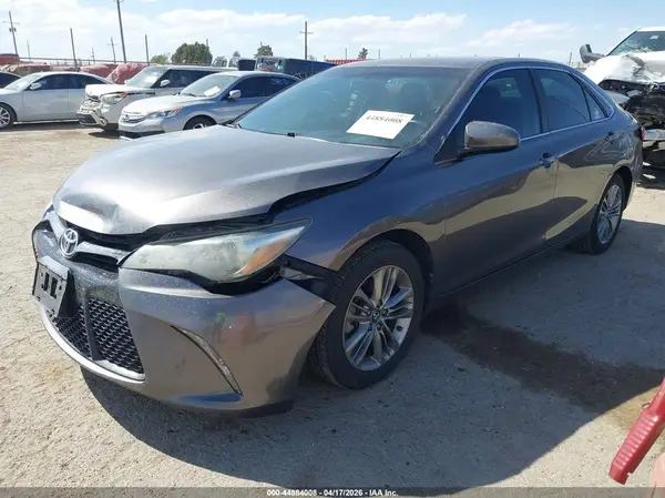 4T1BF1FK6HU667953 2017 TOYOTA CAMRY - Image 2