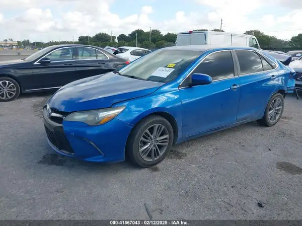 4T1BF1FK6HU668617 2017 TOYOTA CAMRY - Image 2
