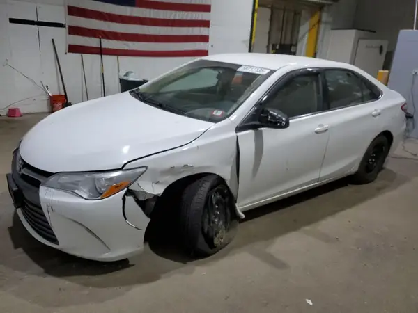 4T1BF1FK6HU670464 2017 TOYOTA CAMRY - Image 1