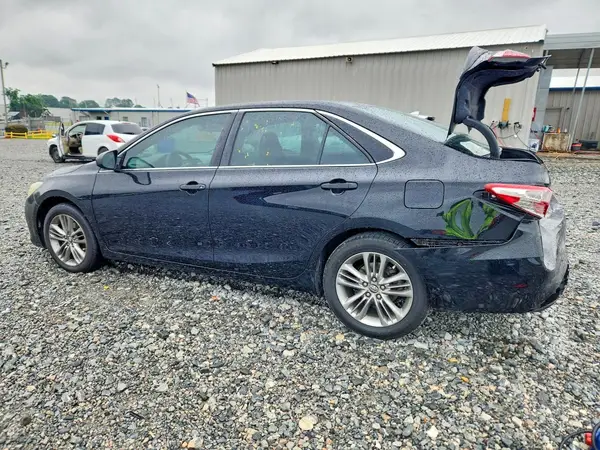4T1BF1FK6HU672649 2017 TOYOTA CAMRY - Image 2