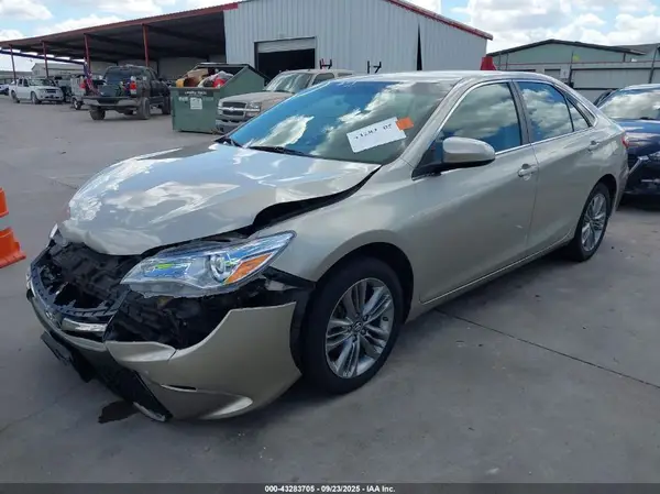 4T1BF1FK6HU674790 2017 TOYOTA CAMRY - Image 2