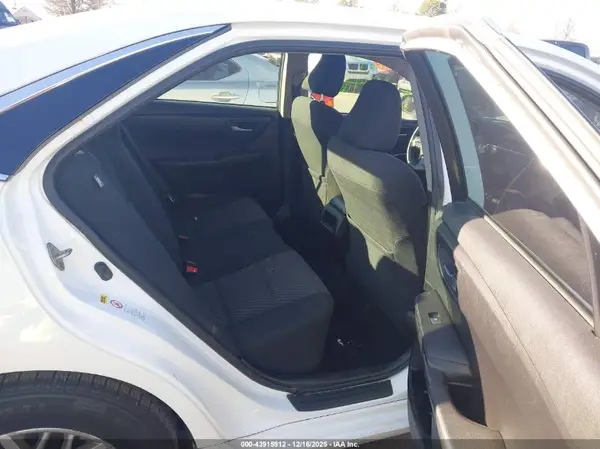 4T1BF1FK6HU675079 2017 TOYOTA CAMRY - Image 8