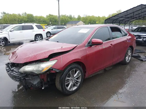 4T1BF1FK6HU679214 2017 TOYOTA CAMRY - Image 2