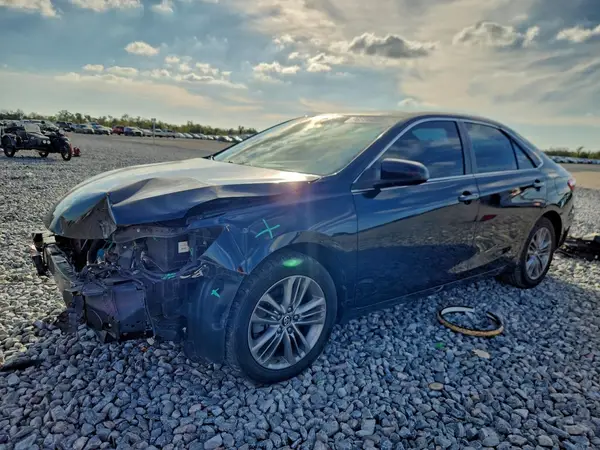 4T1BF1FK6HU684560 2017 TOYOTA CAMRY - Image 1