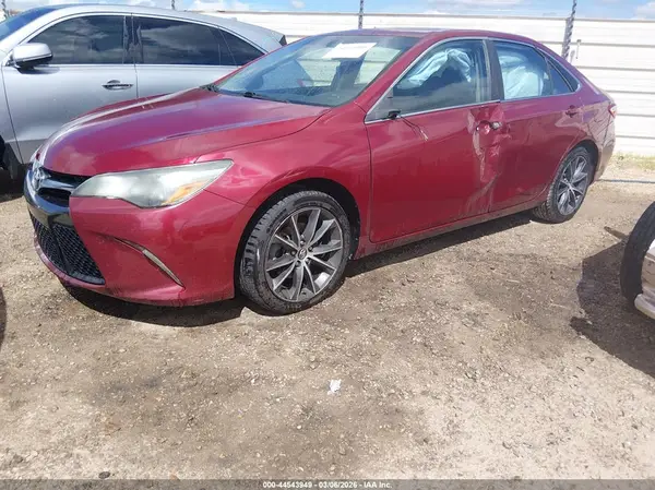 4T1BF1FK6HU684607 2017 TOYOTA CAMRY - Image 2