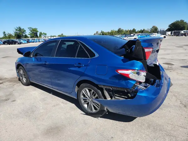 4T1BF1FK6HU687796 2017 TOYOTA CAMRY - Image 2