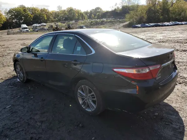 4T1BF1FK6HU691430 2017 TOYOTA CAMRY - Image 2