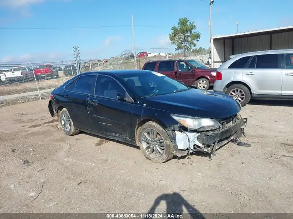 4T1BF1FK6HU691556 2017 TOYOTA CAMRY - Image 1