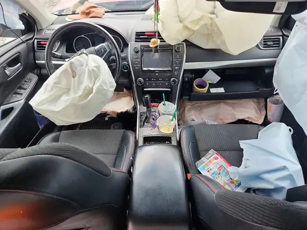 4T1BF1FK6HU694635 2017 TOYOTA CAMRY - Image 8
