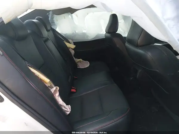 4T1BF1FK6HU700837 2017 TOYOTA CAMRY - Image 8
