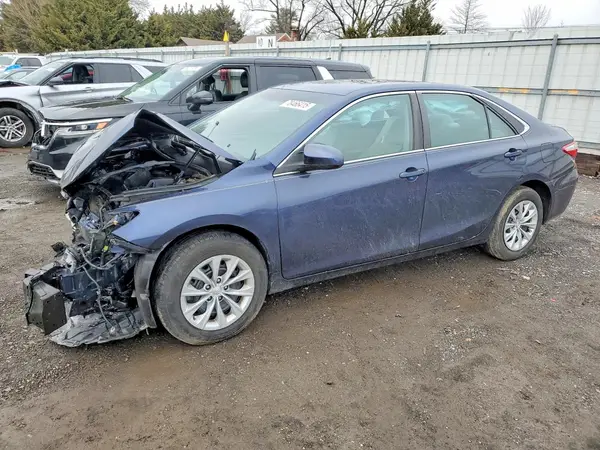 4T1BF1FK6HU701356 2017 TOYOTA CAMRY - Image 1