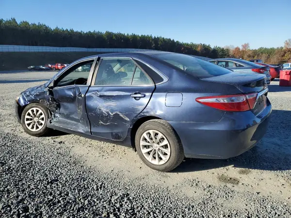 4T1BF1FK6HU709022 2017 TOYOTA CAMRY - Image 2