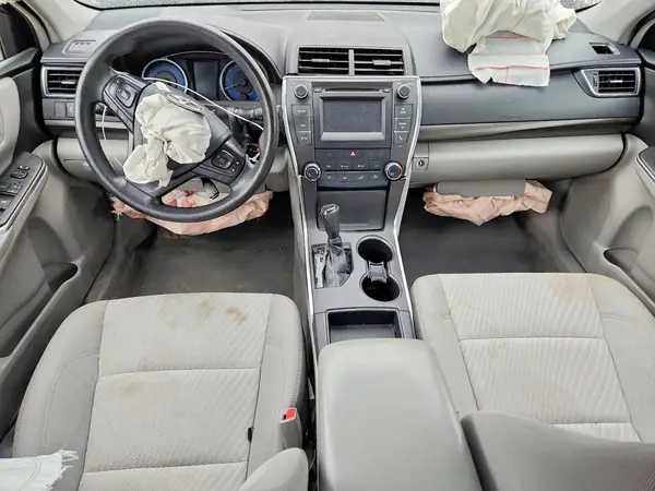 4T1BF1FK6HU710266 2017 TOYOTA CAMRY - Image 8