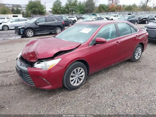 4T1BF1FK6HU713538 2017 TOYOTA CAMRY - Image 2