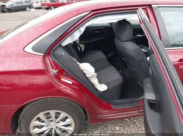 4T1BF1FK6HU713538 2017 TOYOTA CAMRY - Image 8