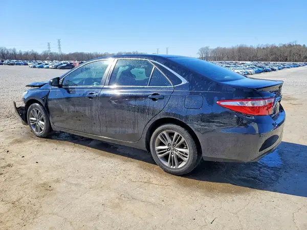 4T1BF1FK6HU715628 2017 TOYOTA CAMRY - Image 2