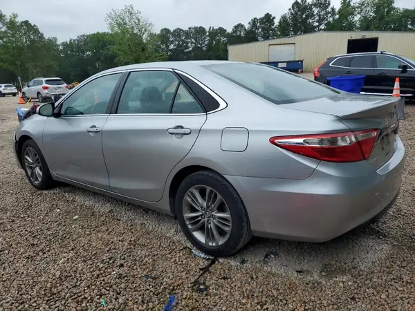 4T1BF1FK6HU717248 2017 TOYOTA CAMRY - Image 2