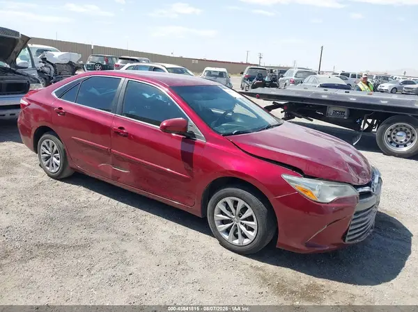 4T1BF1FK6HU717878 2017 TOYOTA CAMRY - Image 1